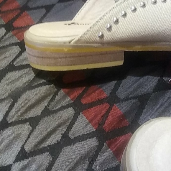 Mules - Picture 5 of 5